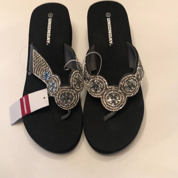 unionbay flip flops